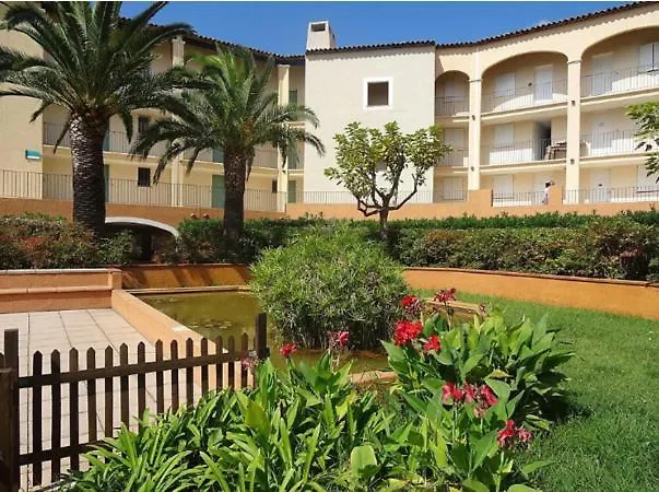 Port Cogolin, T2 Calme Dans Belle Residence, Piscine, Proche St Tropez Апартаменты Коголин