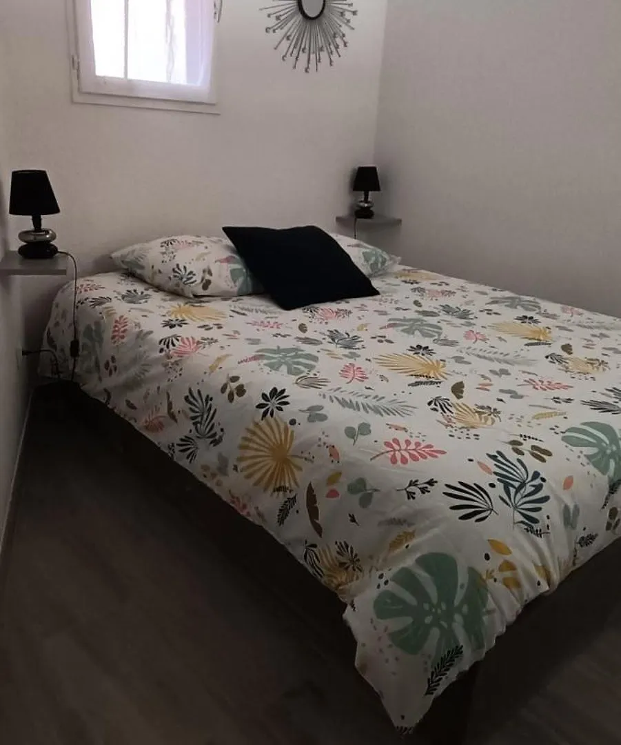 Port Cogolin, T2 Calme Dans Belle Residence, Piscine, Proche St Tropez